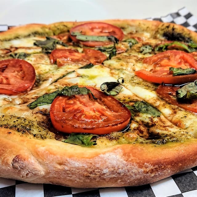 Pizza Margherita.