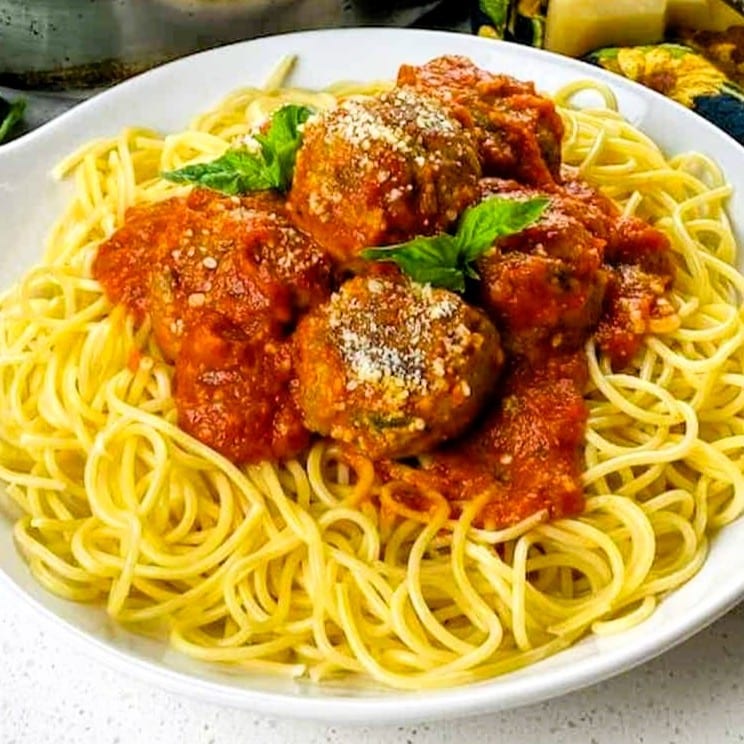 Pasta Marinara With Custom Selections.